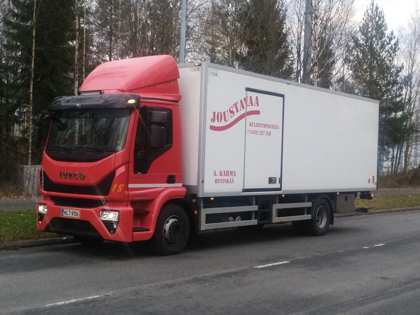 Punainen Kahman umpikuorma-auto